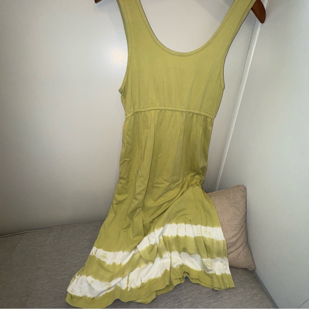 Green and White Sleeveless Dress